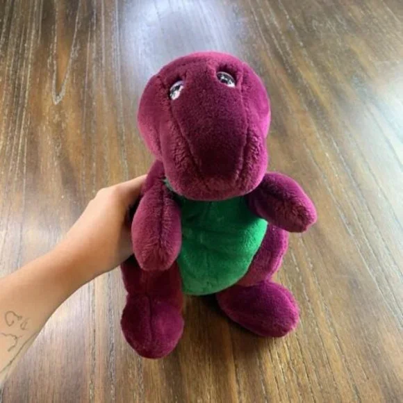 Vintage Dakin Lyons Group Original Barney The Dinosaur plush Backyard Gang *READ